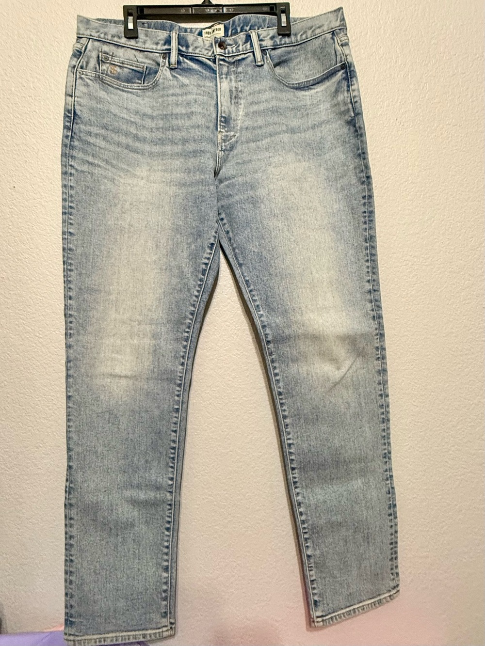 Todd Snyder slim fit Light Wash Straight-Leg Jeans 36x32